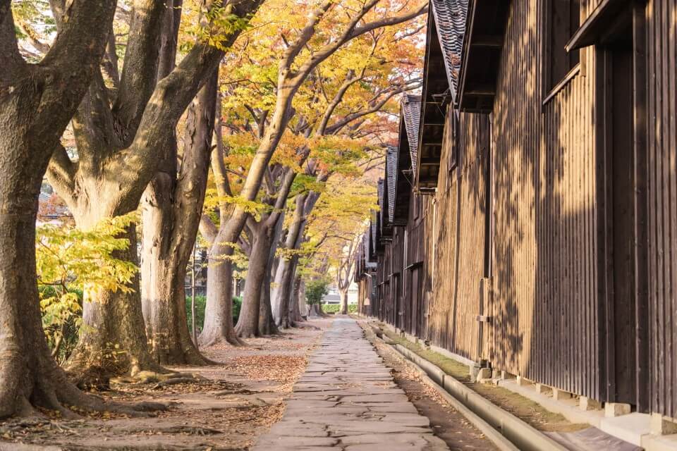 Yamai Warehouse is crowded with tourists, is also known as the location of the NHK morning TV series “Oshin”. Yamai Warehouse is crowded with tourists, is also known as the location of the NHK morning TV series “Oshin”.