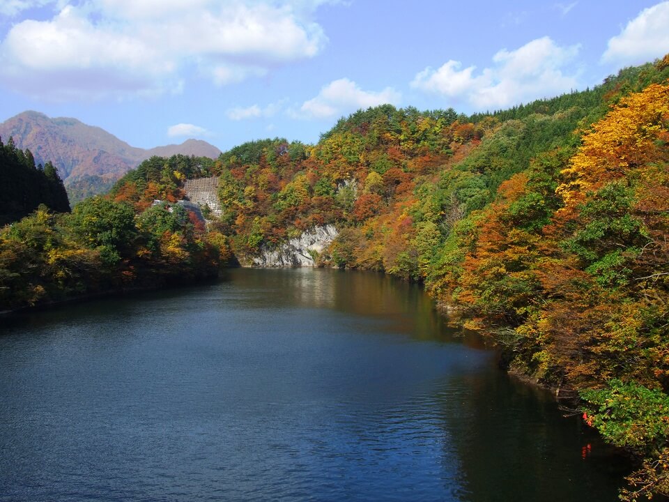 Beautiful Toriyama, Asahi, Yusan Mountains Beautiful Toriyama, Asahi, Yusan Mountains